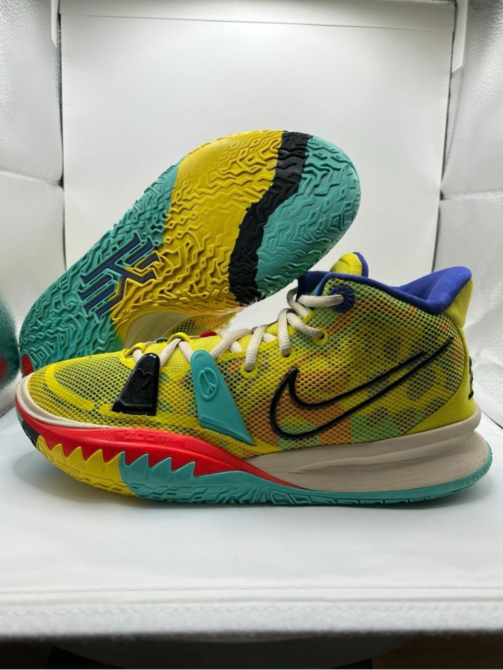 Nike Yellow/Blue/Purple Multicolor Sneakers - Picture 3 of 3